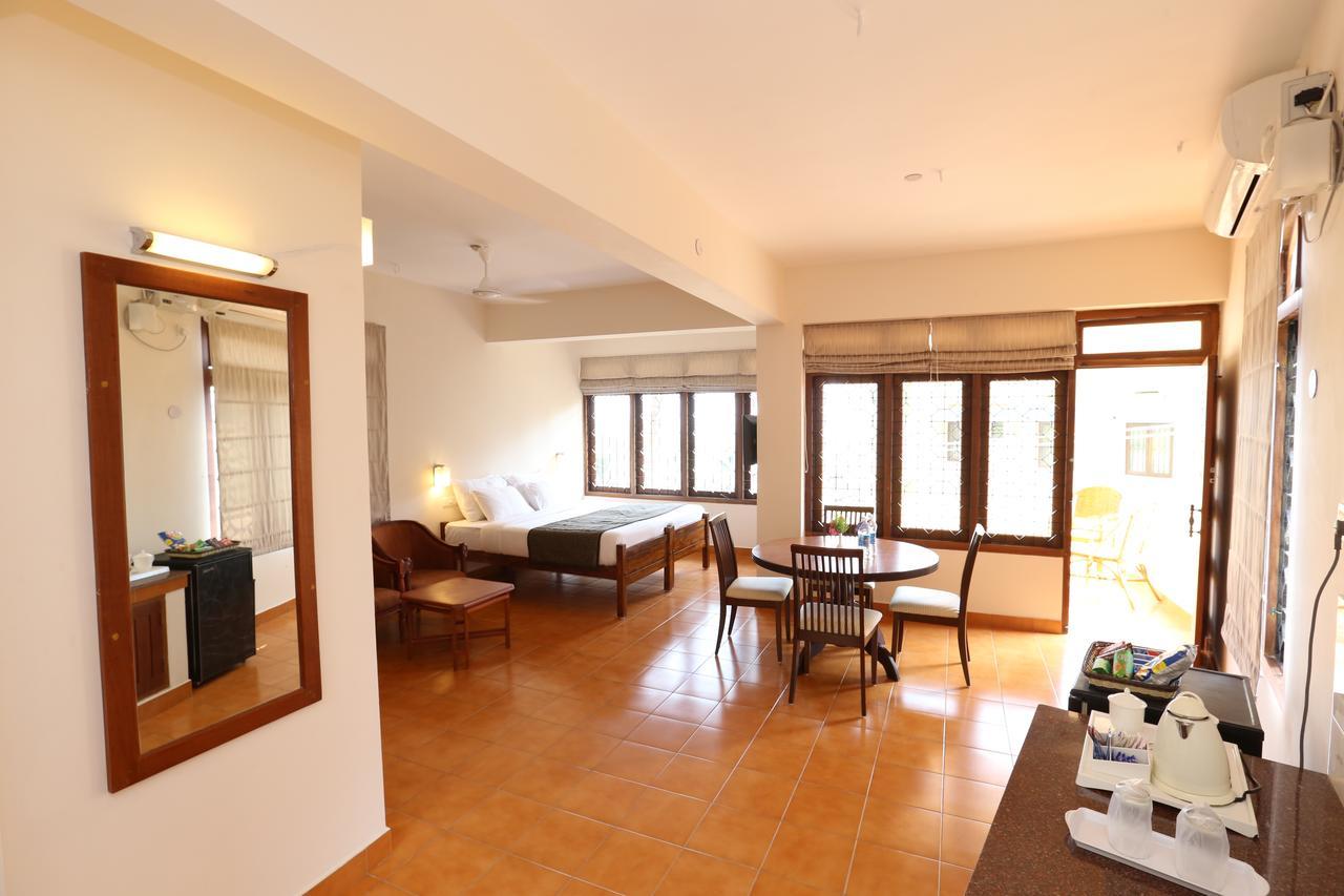 Abad Serviced Villas Ковалам Экстерьер фото